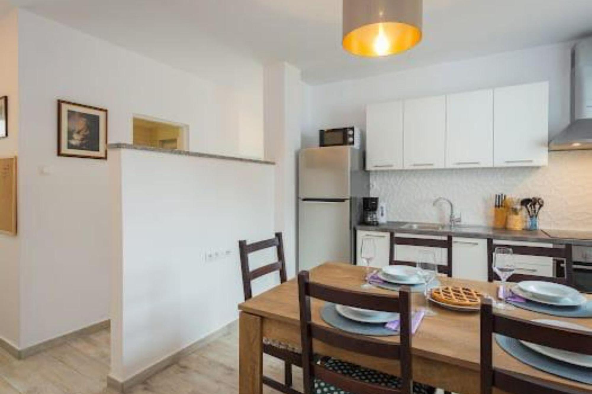 Alice - Happy Apartment